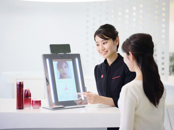 SHISEIDO】3/1いよいよ新発売！期間限定POPUPイベント「赤を