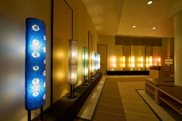究極の美◼️蔵から夜空一面に美しい花火のような見事な漆塗りの香壺？入れ物が出て来た waku waku (A Small,Good Thing) on X: 