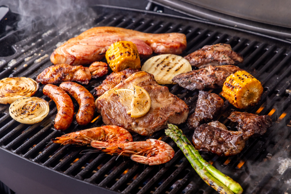 横浜の夜景と水辺の開放的なロケーションで手ぶらBBQが楽しめる「 横浜ベイクォーター BBQビアガーデン 」2025年5月23日（金）～9月30日（火）まで 開催！ 横浜ダイヤビルマネジメント株式会社 2025年4月24日 12時00分 3 　横浜ダイヤビルマネジメント株式会社（横浜市神奈川区／代表取締役社長 福井 健夫）が運営する横浜駅東口のショッピングモール「横浜ベイクォーター」は、 2025年5月23日（金）から9月30日（火）までの期間限定で、「横浜ベイクォーター BBQビアガーデン」を開催いたします。