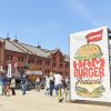 「ハンバーガーフェス2025 in 横浜赤レンガ」 9/13(土)～15(月•祝)開催 外食・フードサービス アメリカンカルチャー誌『Lightning』で、誌面の特集や別冊ムックとして、常に高い注目を集めるコンテンツである“ハンバーガー”。この度、横浜赤レンガ倉庫にて4回目となる『ハンバーガーフェス』を、2025年9月13日(土)～15日(月•祝)の3日間にて開催いたします。 アメリカンカルチャー誌『Lightning』で、誌面の特集や別冊ムックとして、常に高い注目を集めるコンテンツである“ハンバーガー”。 この度、横浜赤レンガ倉庫にて4回目となる『ハンバーガーフェス』を、2025年9月13日(土)～15日(月•祝)の3日間にて開催いたします。 本イベントは、Lightningがこれまで取材してきた人気店によるフードトラック出店や、巷で行列ができるバーガー専門のフードトラックなどの出店も予定されており、日本最大規模のフードトラックイベントとなります。 また、アメカジ、ジープ、ハーレーダビッドソン、コカ・コーラ、ジャックダニエルなど、アメリカンカルチャーを代表するブランドも続々と出展が決定しています！ ぜひ、アメリカンカルチャーに包まれた週末をお楽しみください。 公式サイト >>> https://hamburger-fes.com/ 公式Instagram >>>@hamburger_fes 公式X >>> @HamburgerFesLNG 公式facebook >>>https://www.facebook.com/hamburgerfes/ ■主催：株式会社ヘリテージ