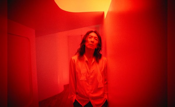 約4年ぶりとなるソロツアー 吉井和哉 TOUR2025/26 ⅣⅣI BLOOD MUSIC開催決定！ファンクラブ先行受付中！ 株式会社Tixplus 2025年9月1日 15時30分 1 音楽アーティストのファンサイト運営を手掛ける株式会社Fanplus（本社：東京都渋谷区、代表取締役：佐藤元）と電子チケット事業やチケット二次販売「チケプラトレード」を運営する株式会社Tixplus（本社：東京都渋谷区、代表取締役：池田 宗多朗）は、2025年12月4日（木）より開催する、吉井和哉 TOUR2025/26 ⅣⅣI BLOOD MUSIC（ヨシイ ブラッド ミュージック）のファンクラブ会員抽選受付を開始し、また、チケプラの「電子チケット」・「チケットトレード」が本公演で採用されたことをお知らせいたします。 ■約4年ぶりとなる待望のソロツアー開催 今年の3月から5月にかけて大感謝祭と称したファンクラブイベントを開催し、THE YELLOW MONKEYとしてのロングツアーは完走目前と止まることなく活動を続けている吉井和哉が、約4年ぶりとなるソロツアーの開催を発表しました。年末恒例の日本武道館公演を含む全9公演で各地を巡る「吉井和哉 TOUR2025/26 IVIVI BLOOD MUSIC」は本日よりYOSHII FUNK LOVE会員先行受付を開始いたしました。 本公演のチケットは、「吉井和哉公式アプリ」にて発券いたします。 チケットの申し込みから受取、当日のご入場まで、お持ちのスマホ1台だけで、簡単に手続きが可能です。電子チケットは購入したお客様のスマートフォンに表示するので、チケット忘れや紛失の心配もありません。また留守でチケットが受取れないなどの心配や手間もなく、24時間いつでもどこでも受取れます。 入場時には、画面にポンとスタンプを押すだけで、スムーズに入場もでき記念にもなる嬉しいチケットとなっております。 【公演詳細】 吉井和哉 TOUR2025/26 ⅣⅣI BLOOD MUSIC ■公演日時・会場 2025年12月4日（木） KT Zepp Yokohama OPEN 18:00 / START 19:00 2025年12月13日（土） アイプラザ豊橋 講堂 OPEN 18:00 / START 19:00 2025年12月19日（金） ロームシアター京都 メインホール OPEN 18:00 / START 19:00 2025年12月28日（日） 日本武道館 OPEN 17:00 / START 18:00 2026年1月15日（木） Zepp Haneda OPEN 18:00 / START 19:00 2026年1月20日（火） Zepp Fukuoka OPEN 18:00 / START 19:00 2026年1月23日（金） 名古屋COMTEC PORTBASE OPEN 18:00 / START 19:00 2026年1月27日（火） Zepp Osaka Bayside OPEN 18:00 / START 19:00 2026年1月31日（土） SENDAI GIGS OPEN 17:00 / START 18:00 ■受付期間 [対象公演：2025年12月公演] ＜YOSHII FUNK LOVE会員先行＞ 受付期間：2025年9月1日（月）正午12:00 ～ 9月15日（月・祝）23:59 当落・入金期間：2025年9月19日（金）18:00 ～ 9月25日（木）23:59 ＜441108.com会員先行・441kzch会員先行＞ 受付期間：2025年9月19日（金）正午12:00 ～ 9月28日（日）23:59 当落・入金期間：2025年10月2日（木）18:00 ～ 10月8日（水）23:59 [対象公演：2026年1月公演] ＜YOSHII FUNK LOVE会員先行＞ 受付期間：2025年10月6日（月）正午12:00 ～ 10月19日（日）23:59 当落・入金期間：2025年10月23日（木）18:00 ～ 10月29日（水）23:59 ＜441108.com会員先行・441kzch会員先行＞ 受付期間：2025年10月23日（木）正午12:00 ～ 11月3日（月・祝）23:59 当落・入金期間：2025年11月7日（金）18:00 ～ 11月13日（木）23:59 ■チケット [ 横浜 / 羽田 / 名古屋 / 大阪 / 仙台公演 ] 　1Fスタンディング：￥11,000（税込）*ドリンク代別途 　2F指定席：￥13,000（税込） *ドリンク代別途 　2F後方立見（羽田・大阪・仙台のみ）：￥11,000（税込） *ドリンク代別途 [ 豊橋 / 京都 / 日本武道館公演 ] 　指定席：￥11,000（税込） ※6歳以上有料。席が必要な場合は未就学児もチケットが必要です。 ライブハウス公演の1Fスタンディングエリアは未就学児童入場不可。 ※京都公演はハイチェア席を含みます。 ※日本武道館公演はステージ斜め後方の北西・北東スタンドを含みます。一部演出の都合上見難い場合がございますので、あらかじめご了承いただくようお願いいたします。 ■公演詳細・お申し込みはこちら URL：https://tixplus.jp/feature/yoshiikazuya_tour2526yfk_ticket/ ■吉井和哉公式サイトはこちら URL：https://www.yoshiikazuya.com/ ■株式会社Fanplusについて 2020年4月、EMTG株式会社と株式会社エムアップのファンクラブサイト事業を統合し「株式会社Fanplus」としてスタートしました。新体制化を機に、新たな決意をもって“アーティストとファンの架け橋となるインターネットサービスを実現するベストパートナー”を目指し、変わることなくエンターテインメント業界発展のために取り組んでまいります。これからの「株式会社Fanplus」にどうぞご期待ください。 会 社 名　：　株式会社Fanplus　（ファンプラス） 所 在 地　：　東京都渋谷区渋谷3-12-18 渋谷南東急ビル 9階 代 表 者　：　代表取締役　佐藤　元 設　 立　：　2007年3月 事業概要 ：　ファンサイト・ファンクラブの企画・開発・運営 　　　　　　 アーティストグッズオンライン販売システムの開発・運営 　　　　　　 音楽メディアの企画・運営 Ｕ Ｒ Ｌ ：　https://fanplus.co.jp/ ■株式会社Tixplusについて スマートフォン電子チケット「チケプラアプリ」や、ライブやイベントに行けなくなった時に定価でチケットを譲渡できる主催者公認のチケット二次流通サービス「チケプラトレード」を運営。電子チケット「チケプラアプリ」は、これまで多くのアーティストの全国ツアーや単独ライブで導入されており、30万人規模の全国ツアーやドームクラスのライブなど数多くの実績があります。音楽以外でも、プロ野球などのスポーツ関連、遊園地などのレジャー/文化施設、ゲームイベントや展示会など、幅広い領域での導入実績を誇ります。また、購入の際に登録した電話番号のスマートフォン端末にのみチケットを表示するなどの高額転売防止策を業界に先駆けて取り組んでいるとともに、行けなくなったチケットを定価で取引できるTixplus独自の「チケットトレード」も評価され、アーティストの導入実績及び利用者が増加し続けています。その他、顔認証による顔パス入場機能など、ライブエンタメを安心・安全に、お楽しみいただける仕組みを実現しております。今後も、ライブエンタメをより便利にお楽しみいただけるサービスを提供してまいります。 会 社 名　：　株式会社Tixplus（ティックスプラス） 所 在 地　：　東京都渋谷区渋谷3-12-18 渋谷南東急ビル 5階 代 表 者　：　代表取締役　池田 宗多朗 設　 立　：　2018年12月18日 事業概要 ：　電子チケットに関連したシステムの開発、各種サービスの提供並びに運営 Ｕ Ｒ Ｌ ：　https://tixplus.co.jp/
