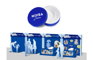 世界にひとつ 自分だけのニベア缶を作りに来ませんか?『ハピネスwithニベア』イベント今年も開催します ニベア花王株式会社 2025年9月1日 11時00分 6 ニベアクリームは、冷たい外気による乾燥から素肌をまもるといった機能イメージだけでなく、大切な人を想う気持ちまでまもるといった情緒的なイメージも併せもつスキンケアクリームだと私たちは考えています。 幼い頃、冬の寒い時期に手や顔に塗ってもらった記憶。ニベアクリームのリッチな使い心地と「あの香り」に包まれる度に、自分が深い愛情によってまもられていたという記憶が蘇り、自分も大切なものをまもりたいという感情が引き起こされる、そうした情緒的なつながりも、ニベアが長く日本で愛されてきた理由の1つだと考えています。