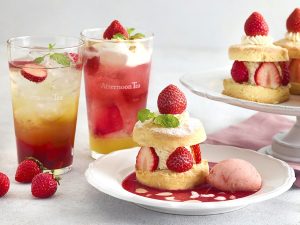 【Afternoon Tea】さくふわ食感！甘酸っぱい苺のスコーンサンドなど、苺づくしの冬限定スイーツ＆ティーを発売 12月26日（木）から順次発売 アイビーカンパニー株式会社 2025年12月17日 10時00分 22件のいいね！がされています アイビーカンパニー株式会社（本社：東京都渋谷区千駄ヶ谷／代表取締役社長　塚田龍平）が運営するアフタヌーンティー・ティールームは、甘酸っぱい苺が主役の新作スイーツ＆ティー「さくふわスコーンサンド 苺」、「フルーツエードティー ストロベリースパークリング」、「ストロベリーハイビスカスのチーズクリームティー」など冬限定メニューを2025年12月26日（金）から順次発売します。